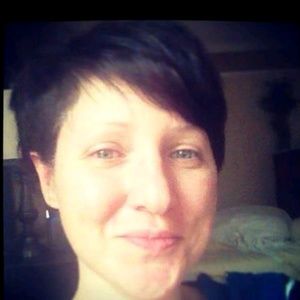 Meet your Posher, Evalyne